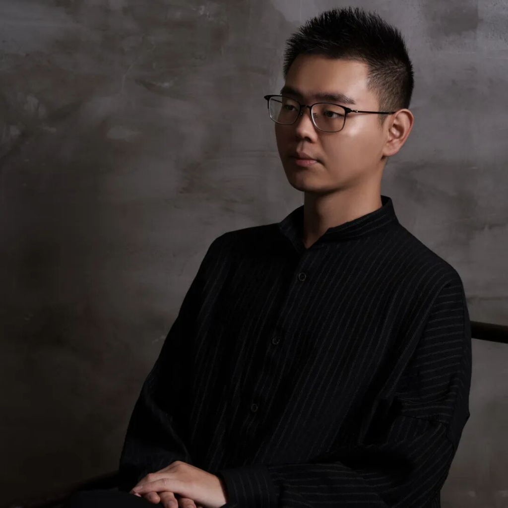 图片[18]-第15届10+3 SHOWROOM青年设计师扶持计划入选名单公布-掌上艺赛-全球设计大赛及作品征集网站!发布标志logo征集、工业大赛、包装大赛、文创大赛、旅游商品大赛、吉祥物征集、建筑大赛、服装大赛、广告语征集、歌曲征集、征文征名、摄影大赛、书法大赛资讯征集平台