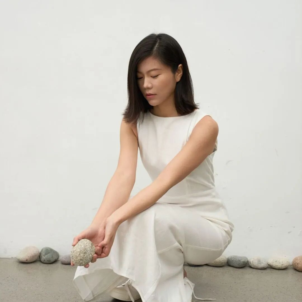 图片[19]-第15届10+3 SHOWROOM青年设计师扶持计划入选名单公布-掌上艺赛-全球设计大赛及作品征集网站!发布标志logo征集、工业大赛、包装大赛、文创大赛、旅游商品大赛、吉祥物征集、建筑大赛、服装大赛、广告语征集、歌曲征集、征文征名、摄影大赛、书法大赛资讯征集平台