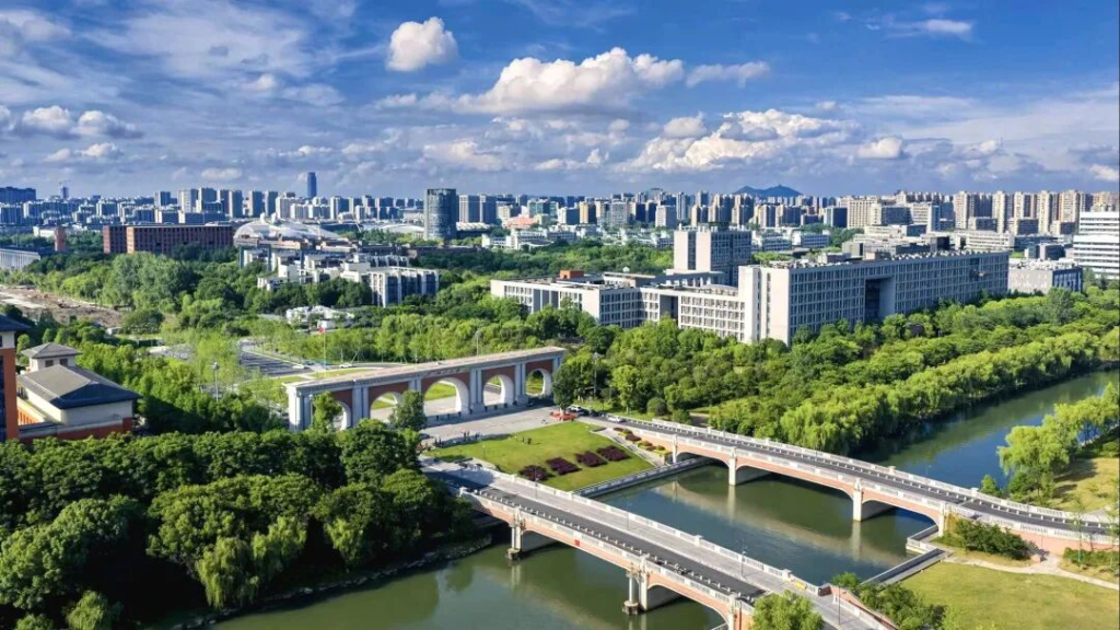 图片[2]-浙江大学建校130周年主题标识征集公告-掌上艺赛-全球设计大赛及作品征集网站!发布标志logo征集、工业大赛、包装大赛、文创大赛、旅游商品大赛、吉祥物征集、建筑大赛、服装大赛、广告语征集、歌曲征集、征文征名、摄影大赛、书法大赛资讯征集平台