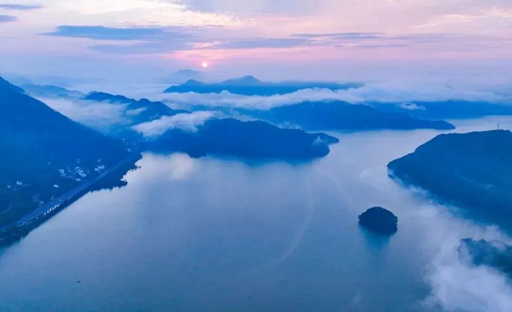 图片[7]-长潭湖旅游目的地形象标识（LOGO）及宣传标语设计方案征集-掌上艺赛-全球设计大赛及作品征集网站!发布标志logo征集、工业大赛、包装大赛、文创大赛、旅游商品大赛、吉祥物征集、建筑大赛、服装大赛、广告语征集、歌曲征集、征文征名、摄影大赛、书法大赛资讯征集平台